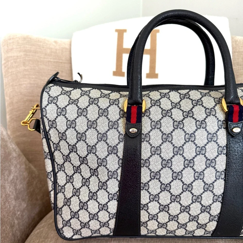 Authentic Gucci GG Supreme coated canvas  Boston Bag Satchel navy grey canvas
